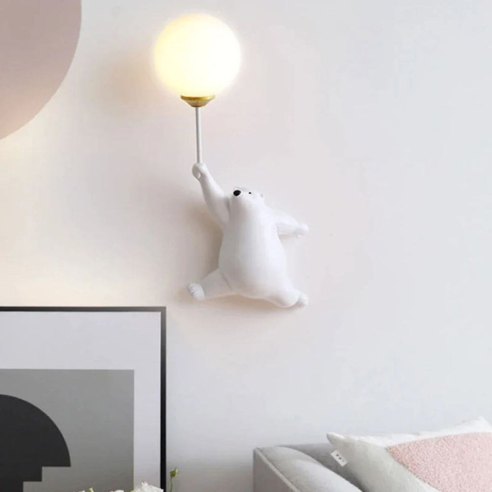 Luce da parete con orso cartone animato