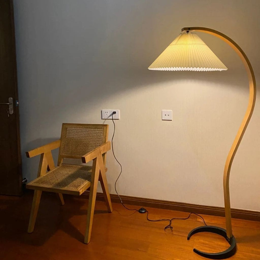 Lampada in legno massiccio con illuminazione a LED