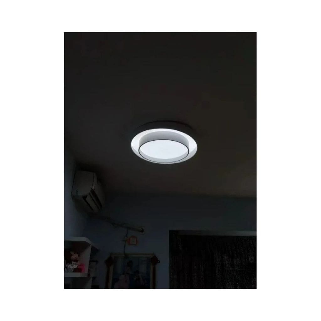 Plafoniera LED dal design elegante