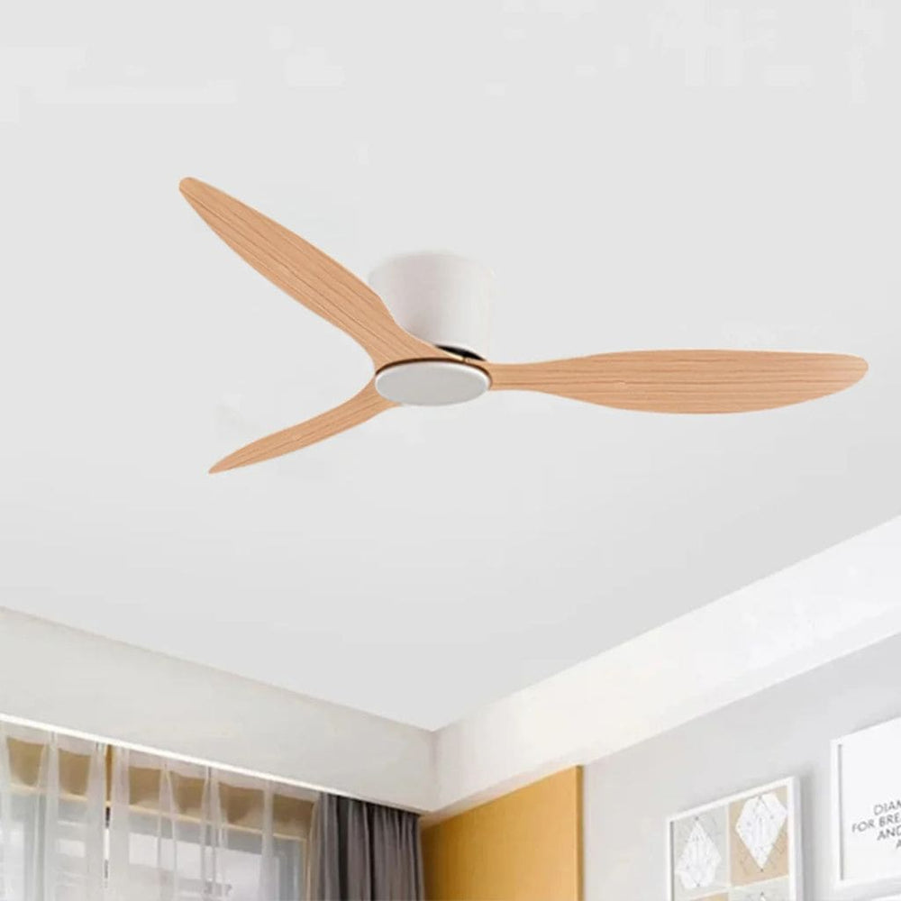 Ventilatore a soffitto moderno bianco