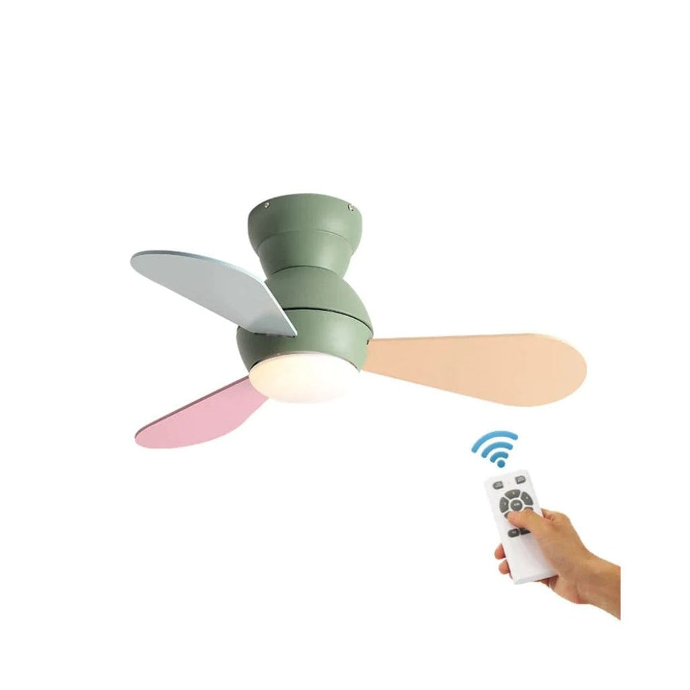 Moderno ventilatore a soffitto per le camere per bambini